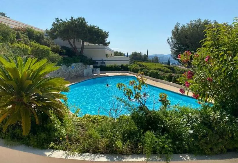 Superbe T2 44m2   Grande Terrasse Vue Mer Panoramique Exceptionnelle Piscine   Parking