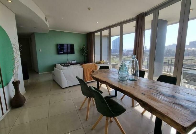 Accommodation Front   The Quays 503   6 Sleeper Across The Beachfront