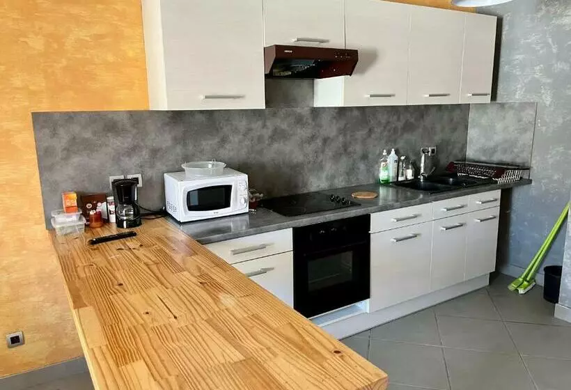 Appartement 2 Chambres   Lits King Size   Wifi   Baignoire