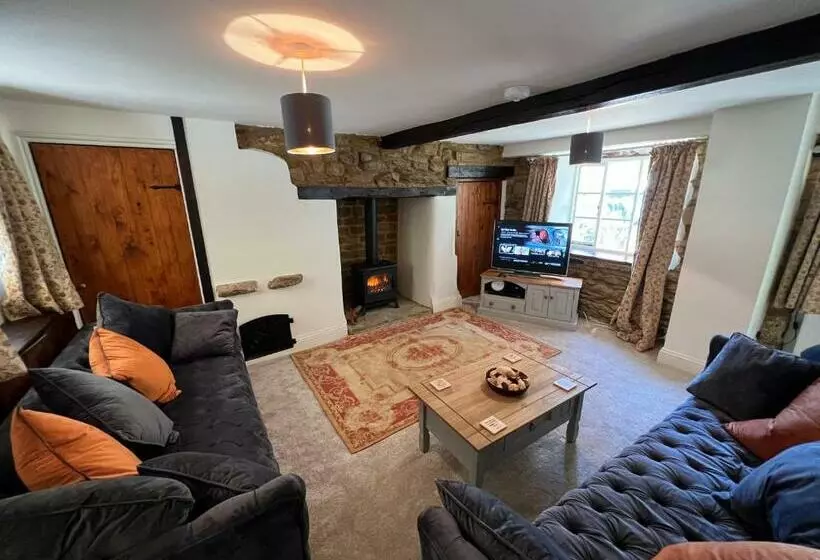 Braunston Manor Cottage