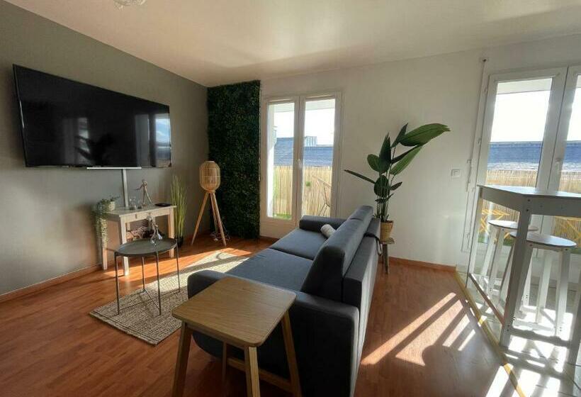 El Circo Foch, Hyper Centre