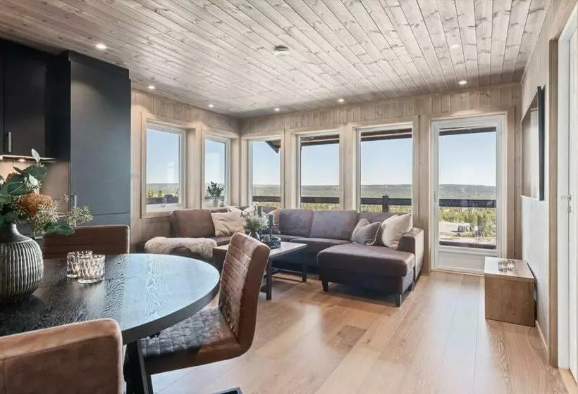 Koselig Leilighet Med Ski In Ski Out På Golsfjellet