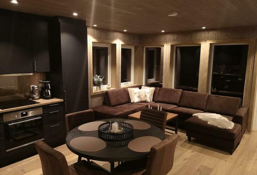 Koselig Leilighet Med Ski In Ski Out På Golsfjellet