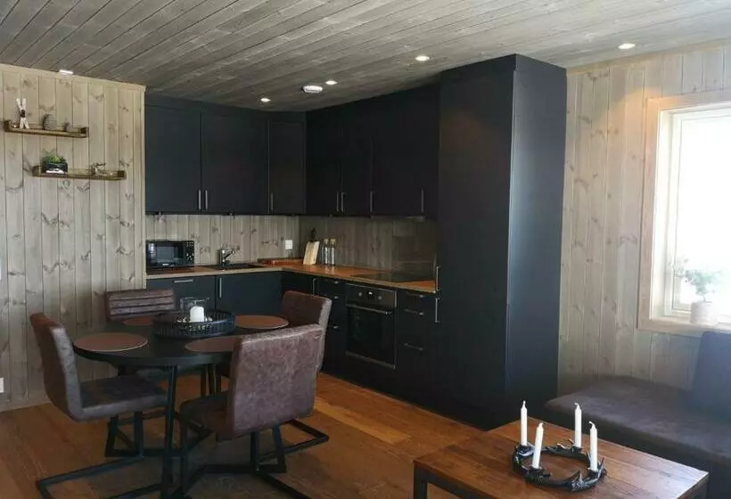 Koselig Leilighet Med Ski In Ski Out På Golsfjellet