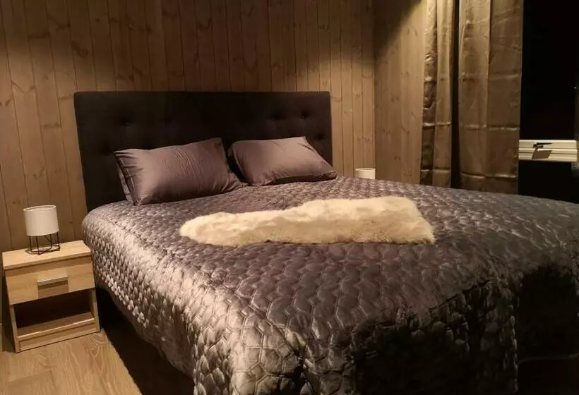 Koselig Leilighet Med Ski In Ski Out På Golsfjellet