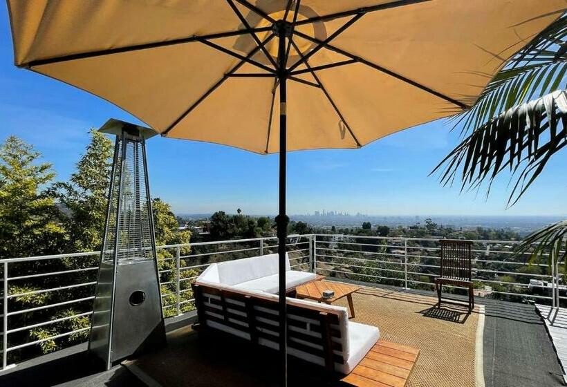 Hollywood Hills 1940s Mansion