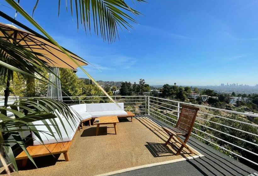 Hollywood Hills 1940s Mansion