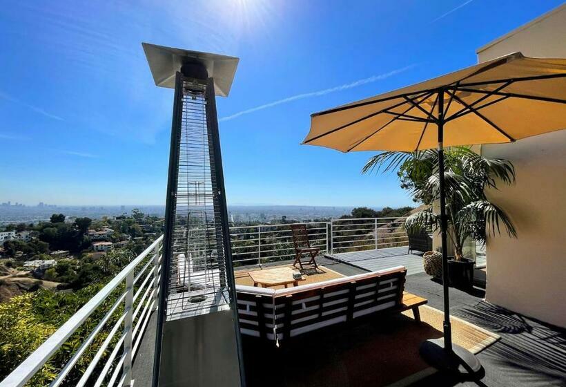 Hollywood Hills 1940s Mansion