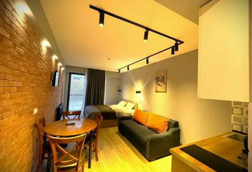 Skyway Twins Studio Gudauri