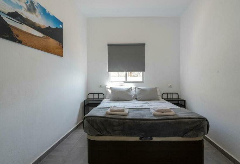 Spacious House With Huge Terrace Facing The Sea