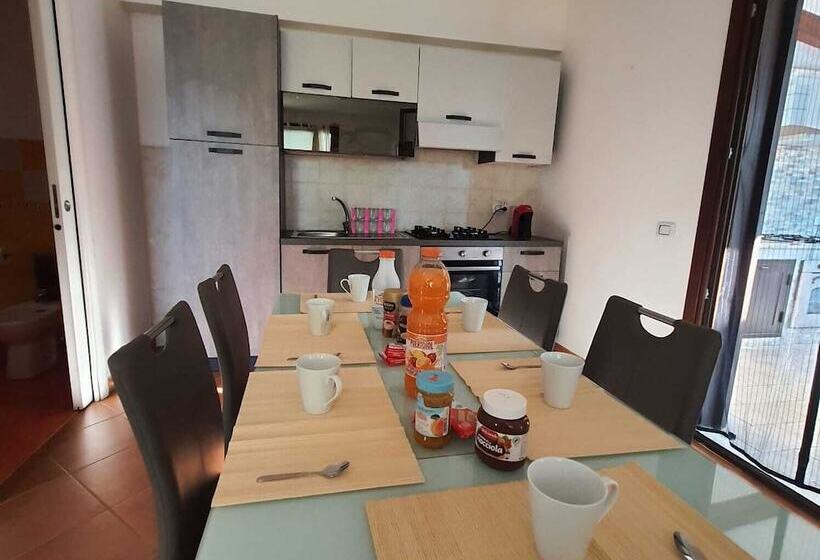 Terrasini Villa With Pool