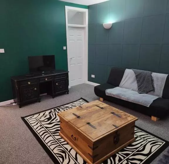 The Hive At 205