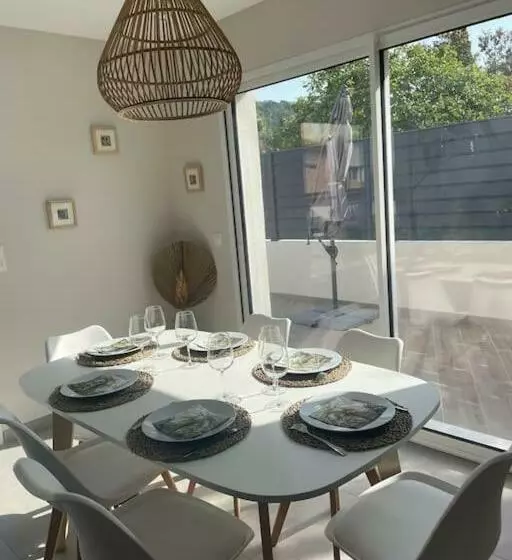 Magnifique Villa Avec Piscine Extérieure