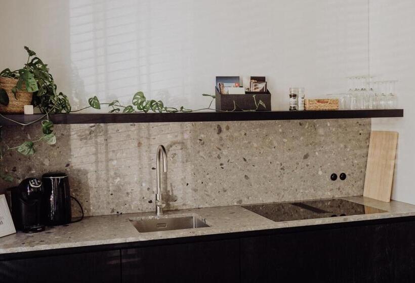 Prachtig Appartement Met Patio Op Het Zuid