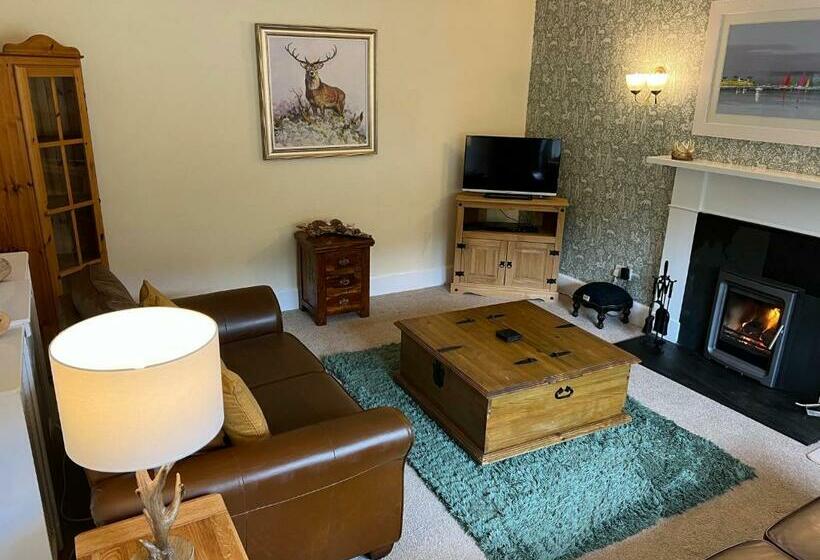 Rosemount Cottage Two   Highland Cottage