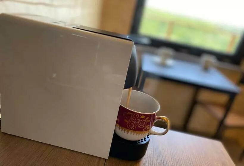 Chatka   A   Vyhlídka Nad řekou