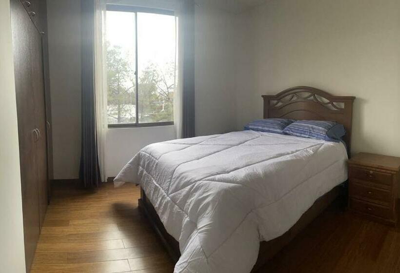 Lujoso Depto. En ”torre Nur”