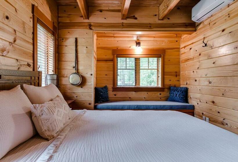 Mckenzie Dream Riverfront Log Cabinnew Listing