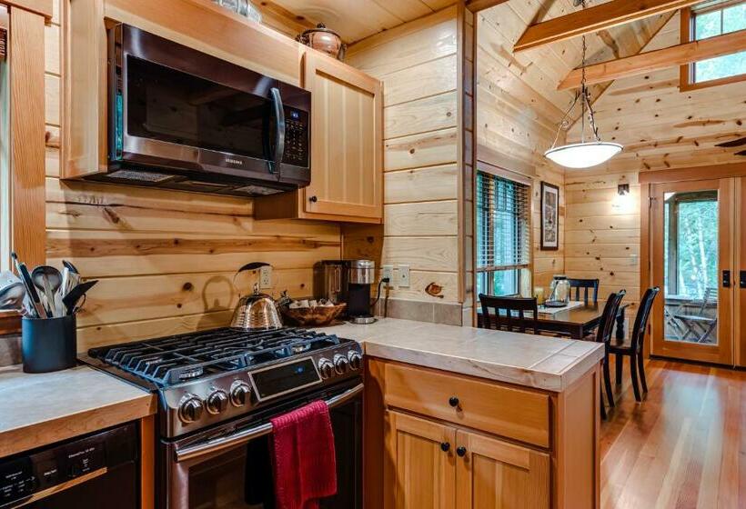 Mckenzie Dream Riverfront Log Cabinnew Listing