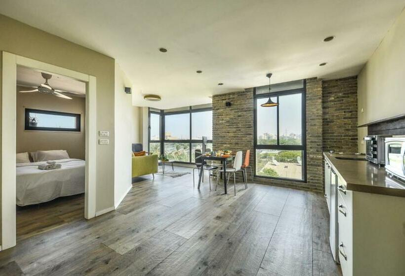 Sleek & Modern 2br Apartment Near The Yarkon River By Sea N Rent