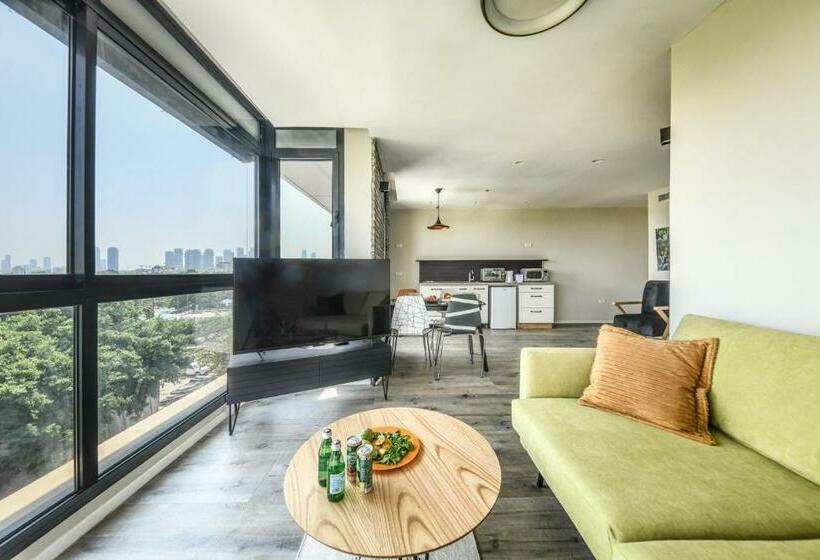 Sleek & Modern 2br Apartment Near The Yarkon River By Sea N Rent