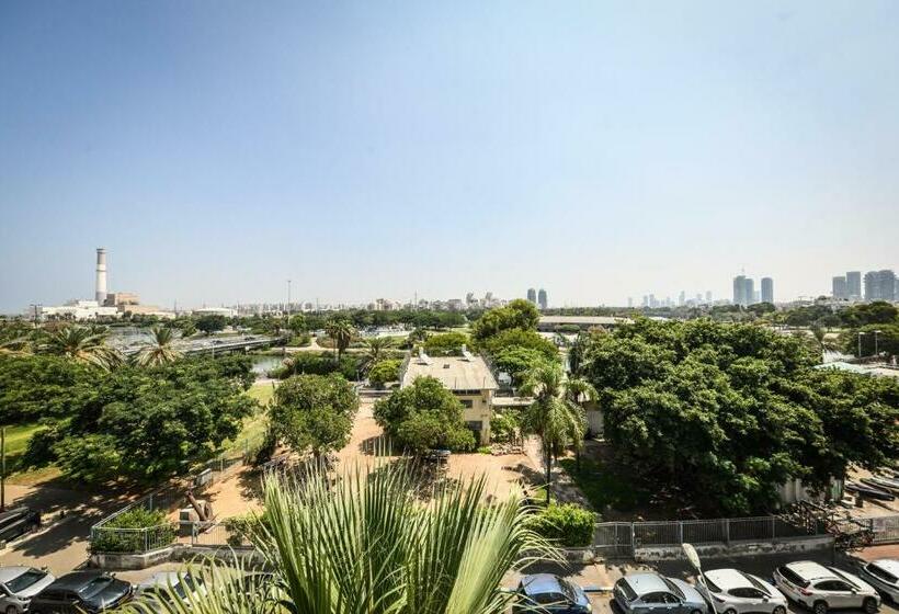 Sleek & Modern 2br Apartment Near The Yarkon River By Sea N Rent