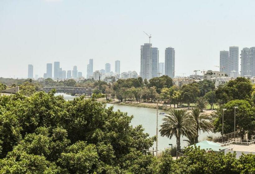 Sleek & Modern 2br Apartment Near The Yarkon River By Sea N Rent