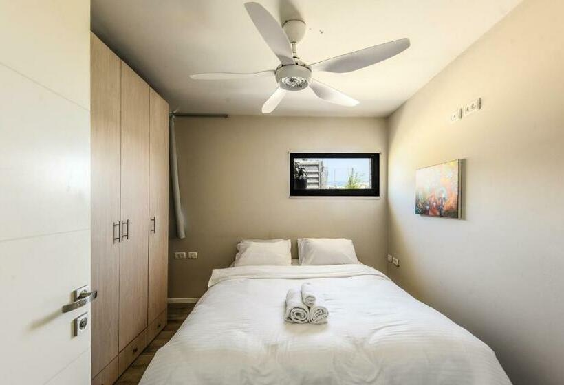 Sleek & Modern 2br Apartment Near The Yarkon River By Sea N Rent