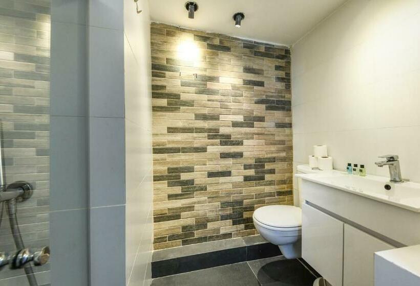 Sleek & Modern 2br Apartment Near The Yarkon River By Sea N Rent