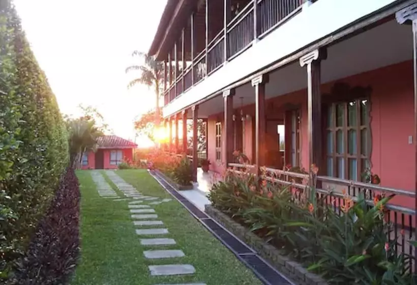 هتل Campestre La Navarra