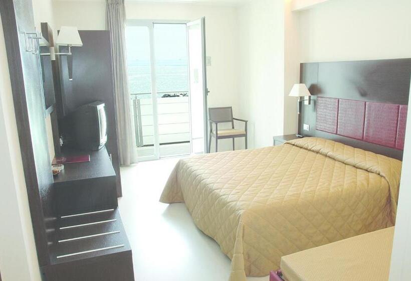 בית מלון כפרי Capitol