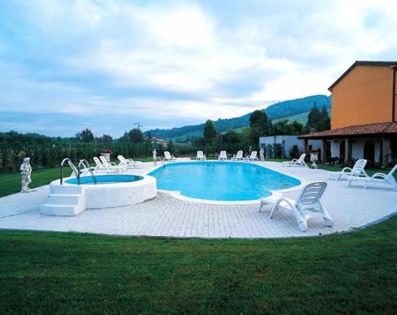 Отель Cavalieri