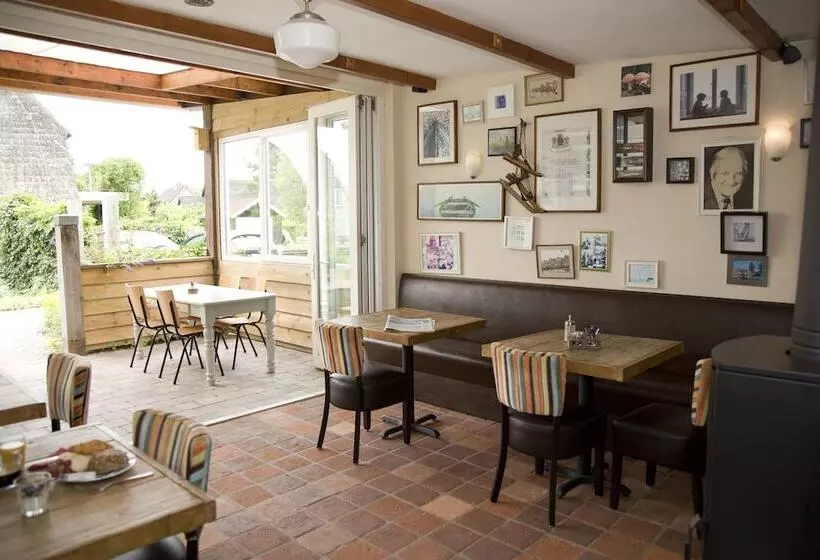 هتل De Mariahoeve