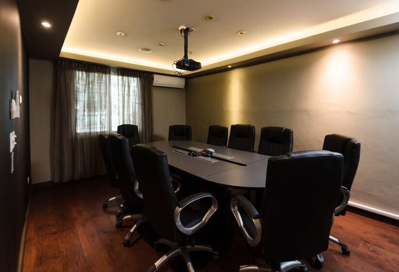 هتل Isabella Boutique