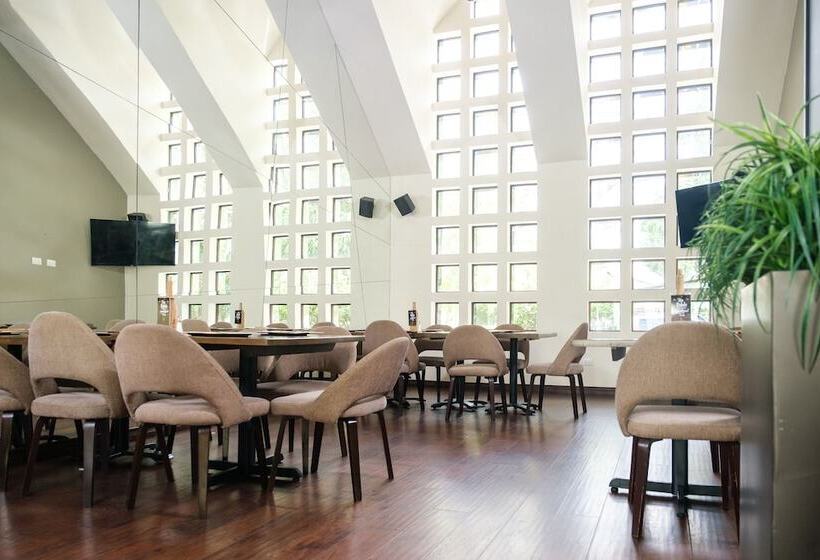 هتل Isabella Boutique