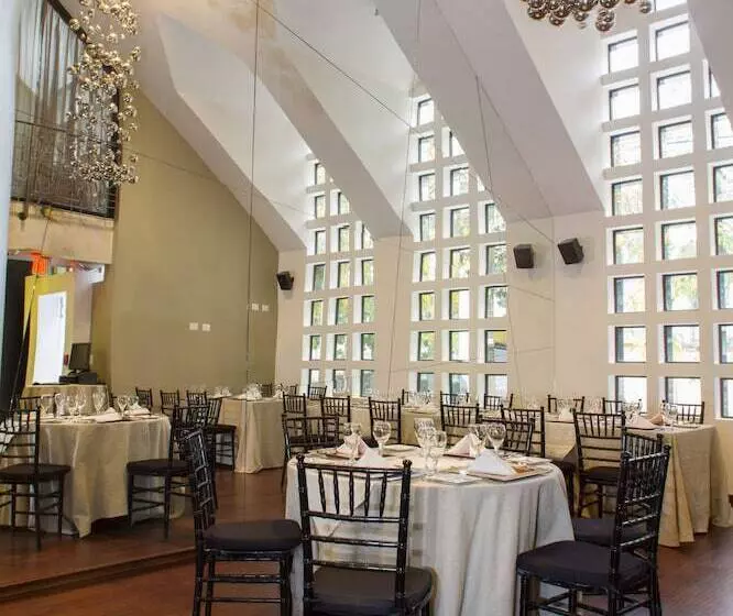 هتل Isabella Boutique