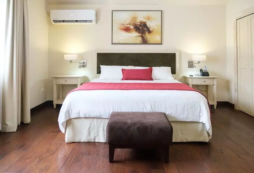 هتل Isabella Boutique