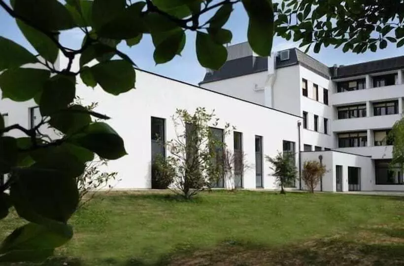 فندق Kurhaus Marienkron