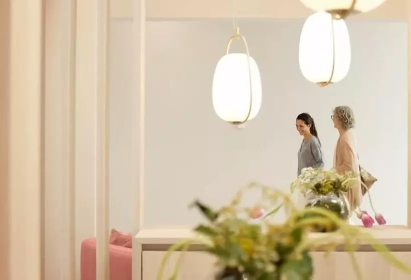 فندق Kurhaus Marienkron