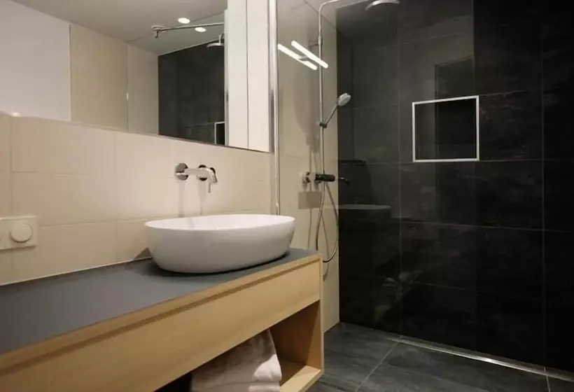 فندق Kurhaus Marienkron