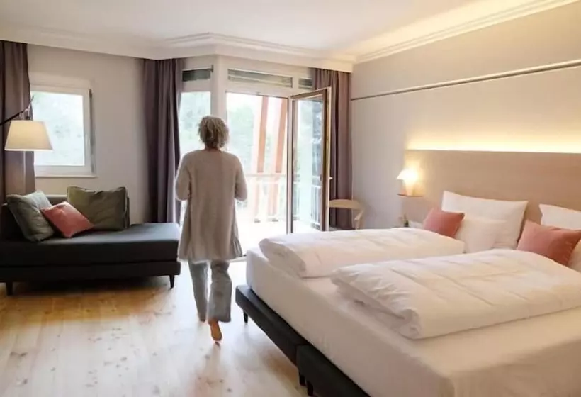 فندق Kurhaus Marienkron