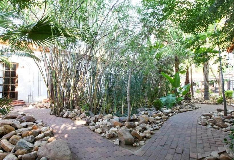 Отель Roof Of Africa