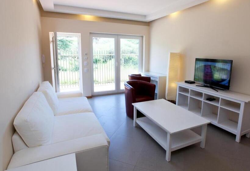 Отель Roof Of Africa