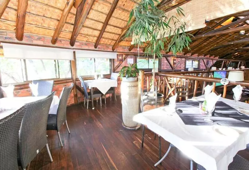 Отель Roof Of Africa