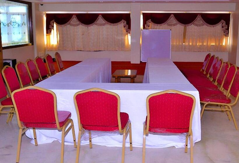 Отель Susee Park