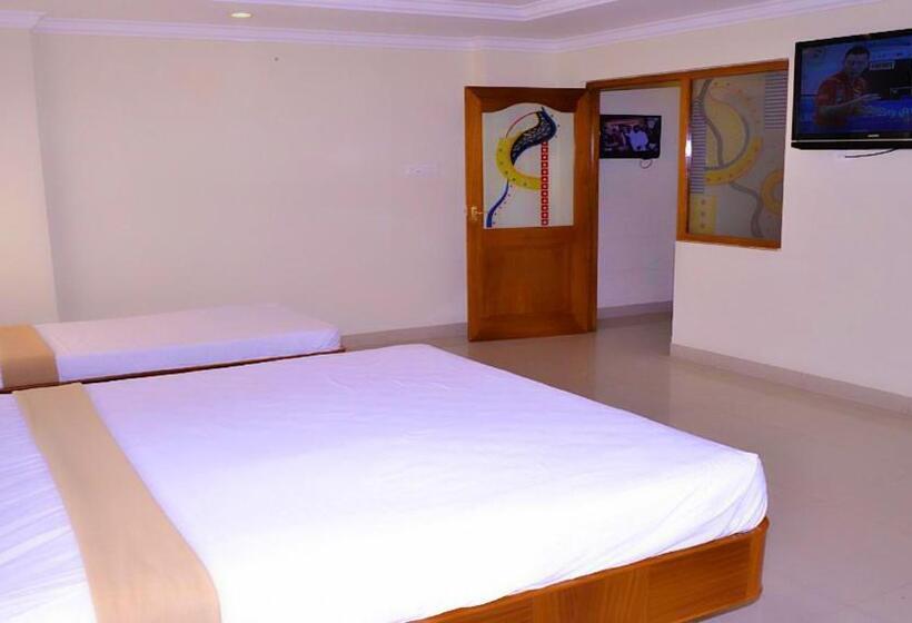 Отель Susee Park