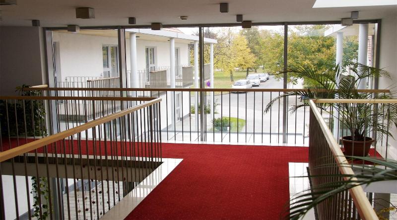 Отель Thermenhof Lutzmannsburg   Inklusive Thermeneintritt