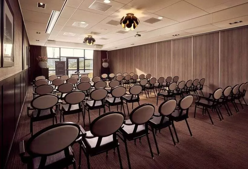 فندق Van Der Valk Drachten