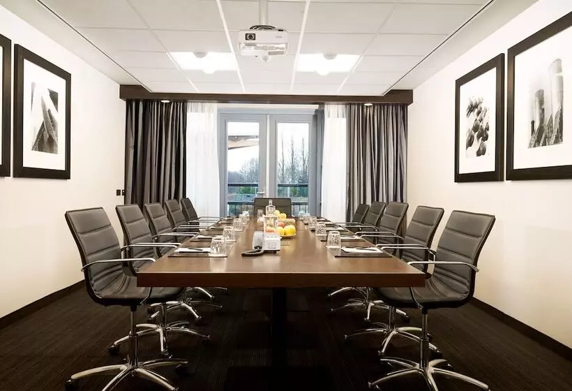 فندق Van Der Valk Drachten