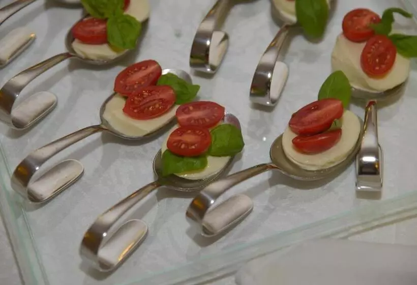 منتجع Borgo Dei Poeti Romantik Wellness & Spa